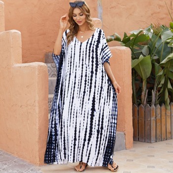 Boho Maxi Caftan Dresses for Women: Chic Black and White Striped Beach Cover Up 1D03 Boho Maxi Caftan Dresses for Women: Chic Black and White Striped Beach Cover Up 1D03
